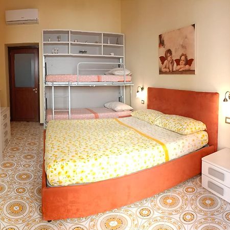 Ferienwohnung Sorrento City Center Atmosphere Exterior foto