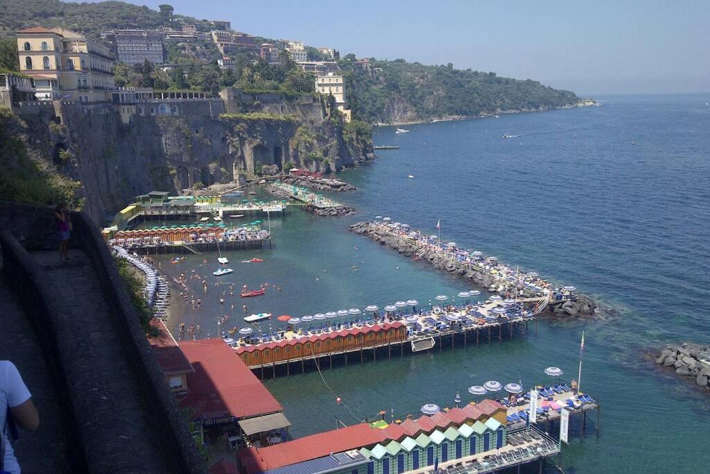 Sorrento City Center Atmosphere Exterior foto