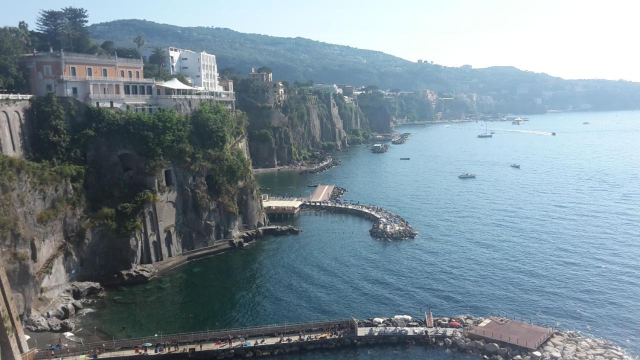 Ferienwohnung Sorrento City Center Atmosphere Exterior foto